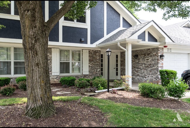 Photo - 257 Coventry Cir Unit Dreamy 3BR 2BA 2nd floor condo