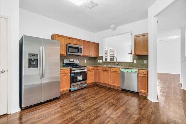 Photo - 23838 Township Elm St