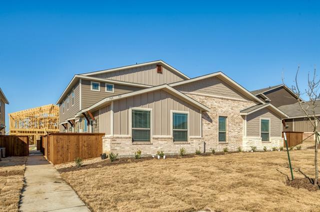Photo - 711 Harvest Moon Dr