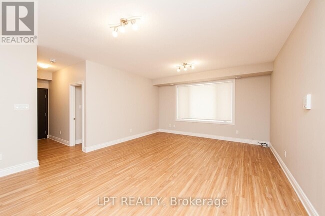 Photo - 3524 McBean St