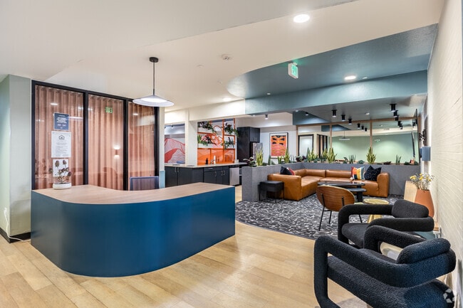 Lobby - Saga Boulder