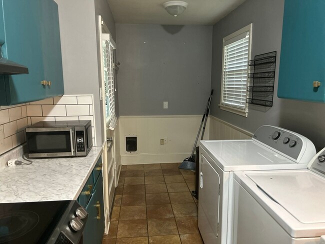 Photo - Welcome to this charming 3 bedroom, 1.5 bathroom home in Colonial Acres.