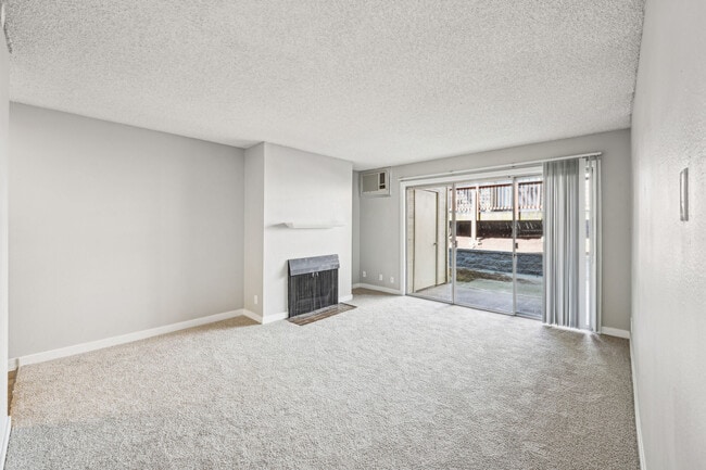 Photo - Wimbledon Square And Gardens