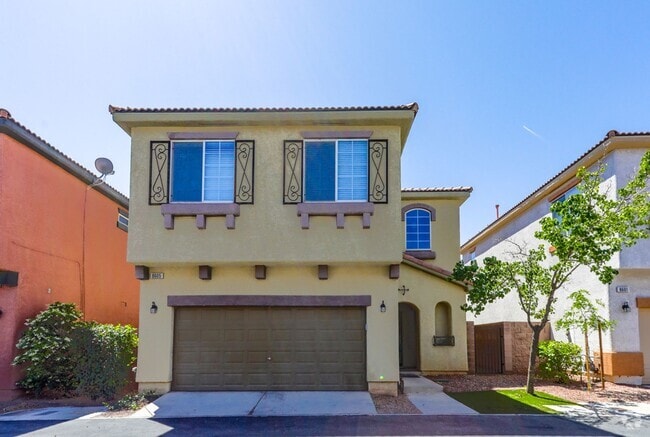 Building Photo - 3 Bedroom And Loft Southwest Gated Communi...