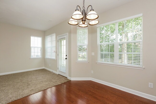 Photo - 4267 Kiser Woods Dr SW