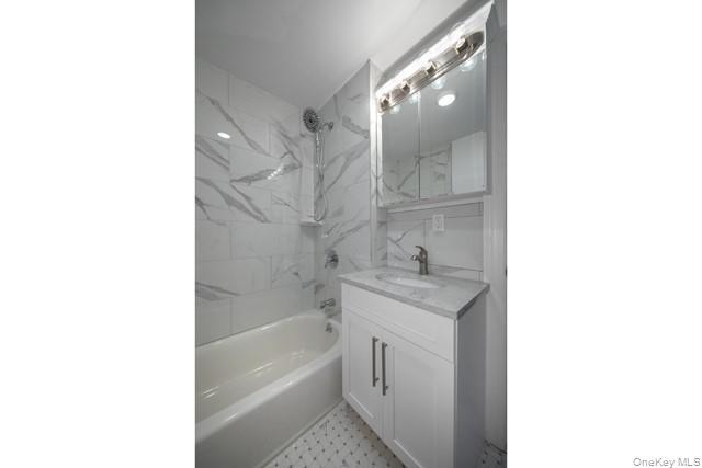 Photo - 29 Locust St Unit 4