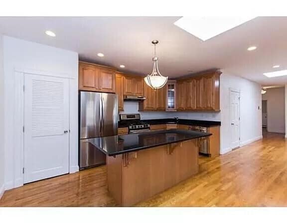 Photo - 103 Sewall Ave Unit 6