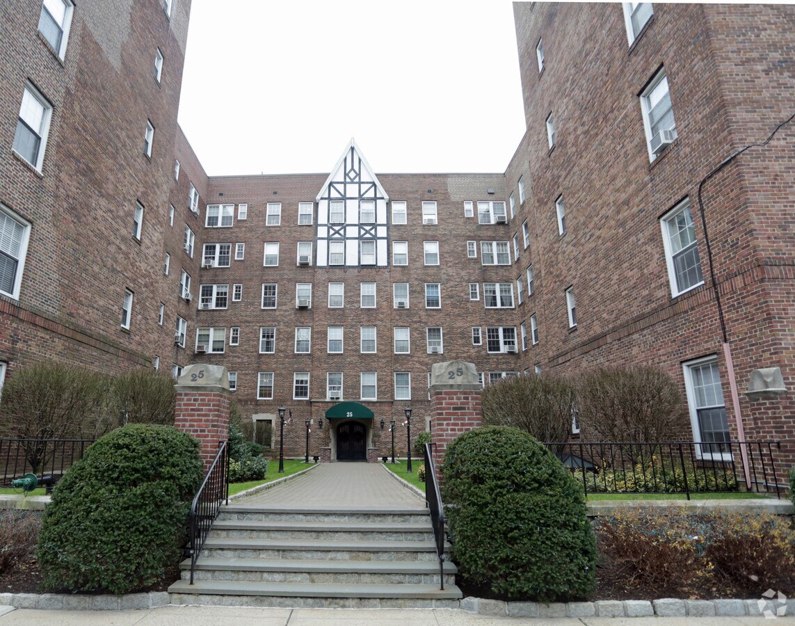 Photo - 25 Parkview Ave