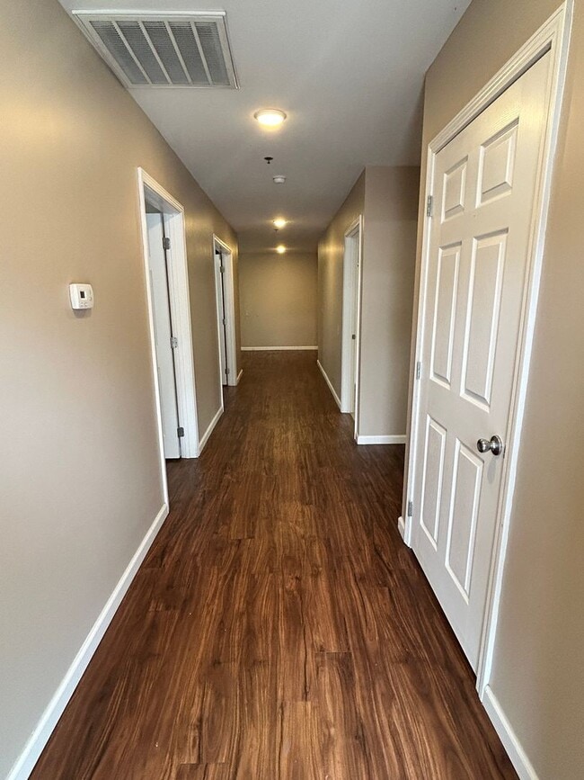 Photo - Jefferson Commons Apartments Unidad Apt. L