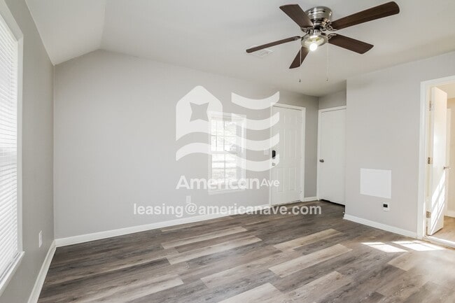 Photo - 916 1/2 North Willow Road, 74063; #1977520 - 1977520