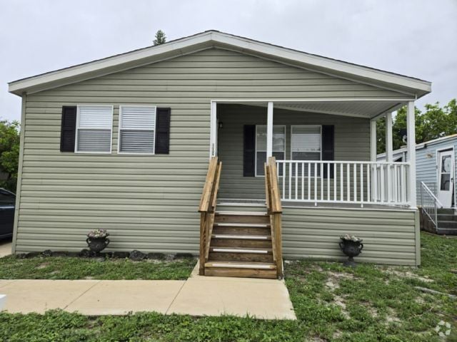 Building Photo - 108 NW 49th St Rental