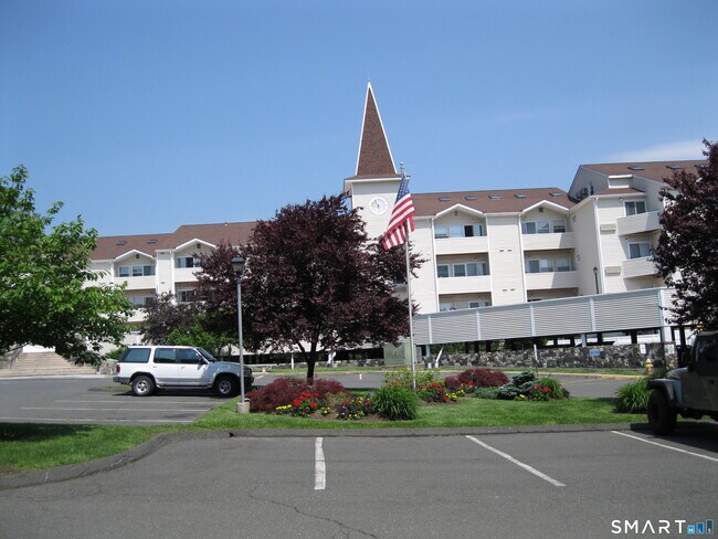 Photo - 163 South St Unit 10