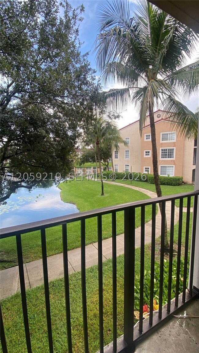 Building Photo - 2041 Renaissance Blvd Unit 206