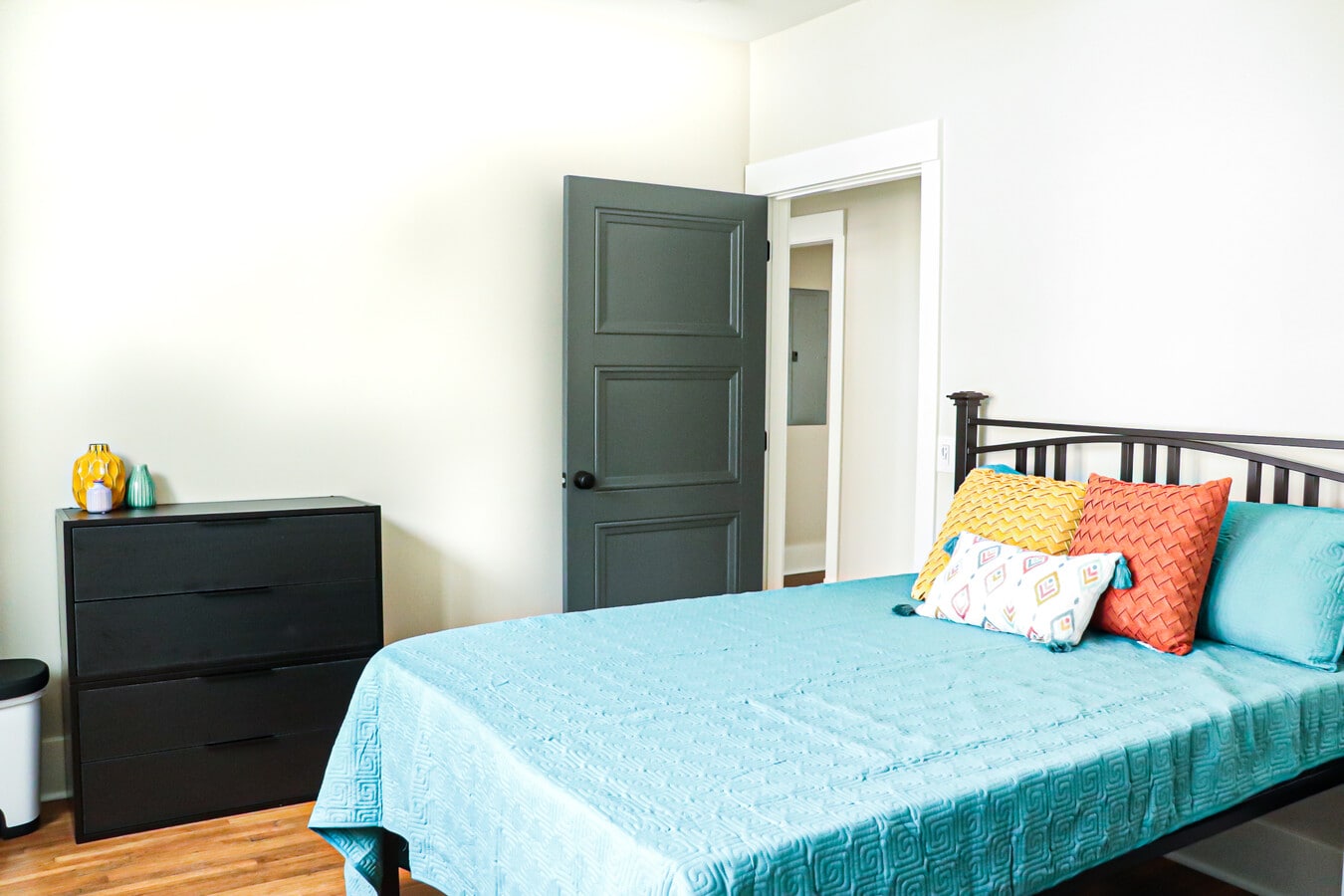 106A Appomattox St - College Corners on High (Premium)