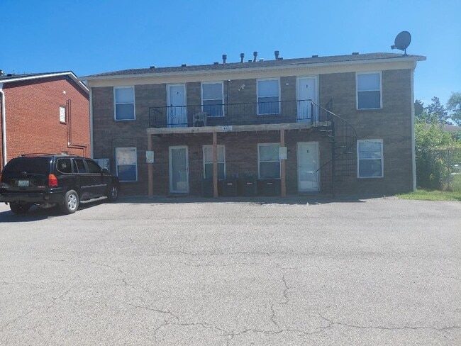 Building Photo - 4401 Newport Rd Unit 1