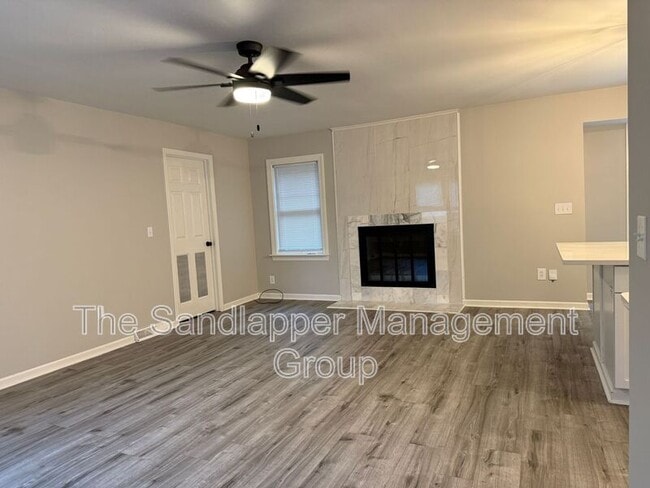 Photo - 125 Sawmill Dr