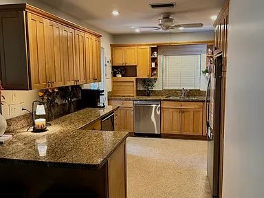 Photo - South Tampa Gem Near Bayshore | Huge Backyard + Prime Location
