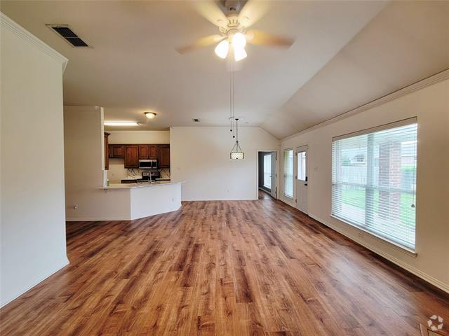 Building Photo - 9149 Autumn Falls Dr Rental