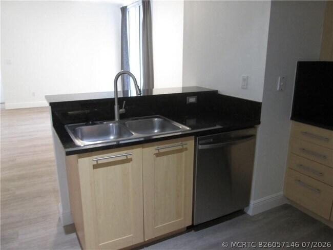511 SE 5 Ave Unit 1419