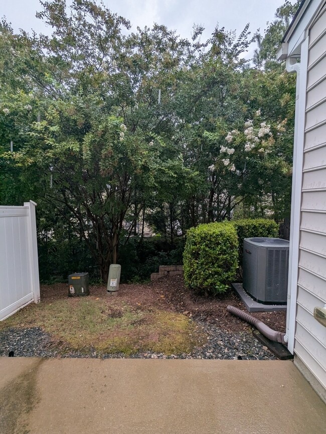 Charming 3-Story Townhome in Shiloh Grove