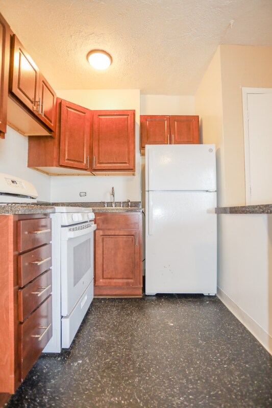 Photo - 910 Lawrence Unit 6