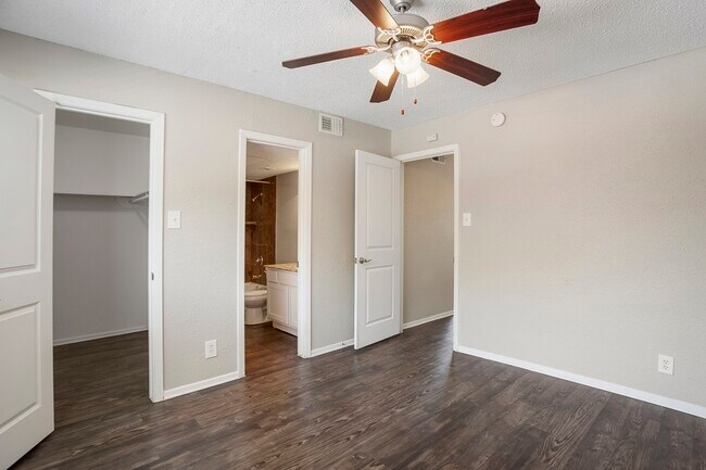 Photo - 2804 Rio Grande St Unit 220