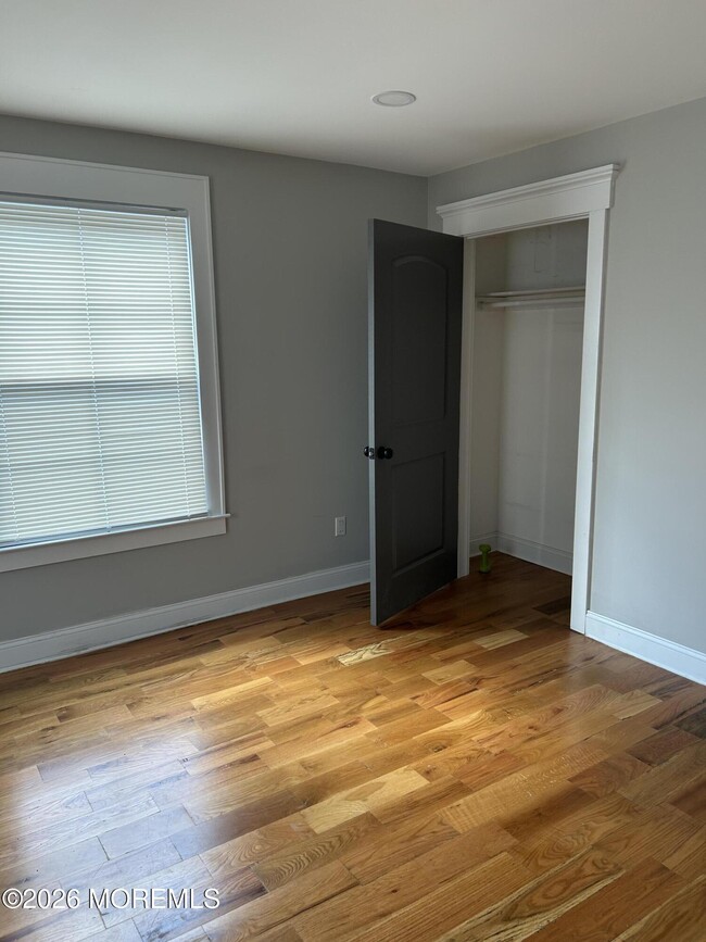 Photo - 415 E 3rd Ave