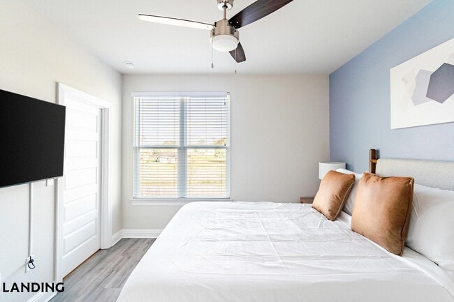 Photo - 1499 Central Park Blvd Unit 921