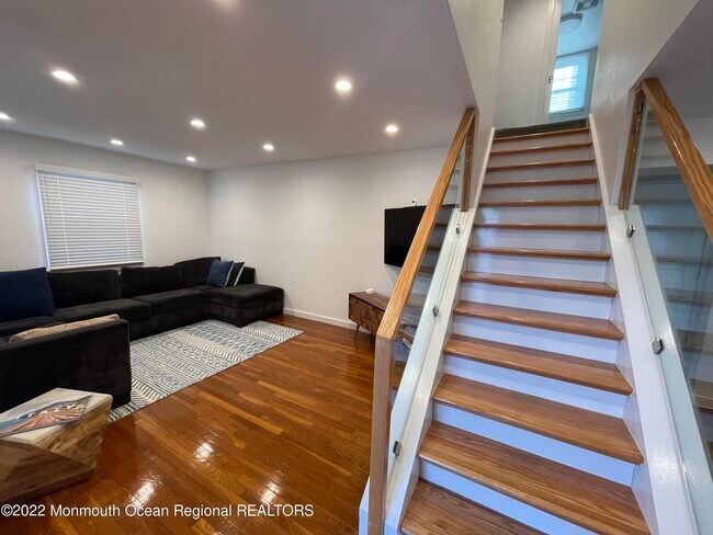 Photo - 282 Berger Ave