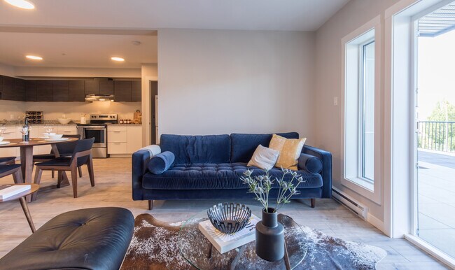 Arbutus Apartments - Arbutus Apartments