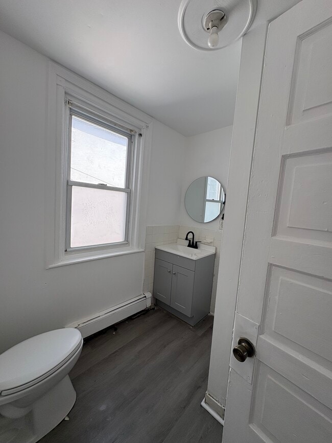 Building Photo - 435 N 5th St Unit 2
