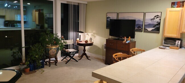 Photo - 100 Kerr Pky Unit #