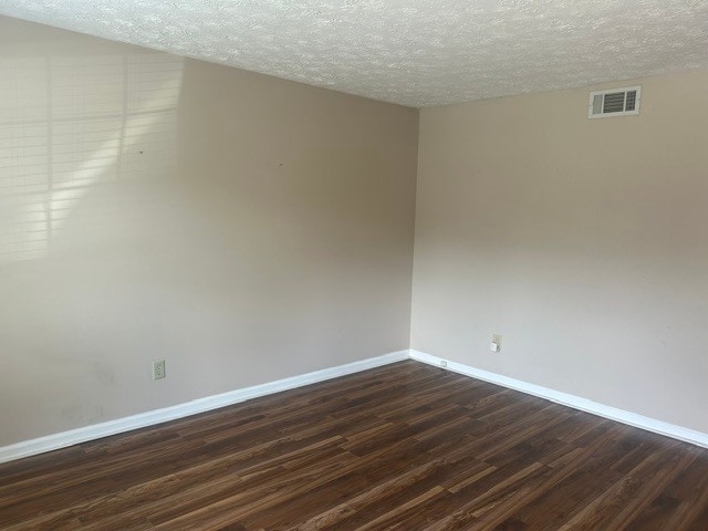 Photo - 242 Thistle Ln