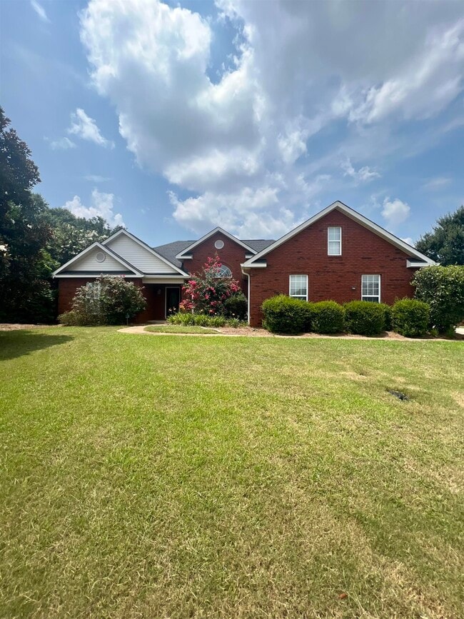 Photo - 105 Starky Pl House