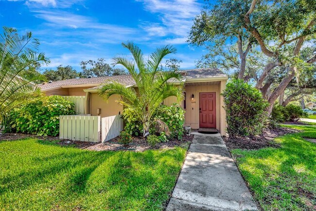 Building Photo - 1210 Tallywood Dr Rental