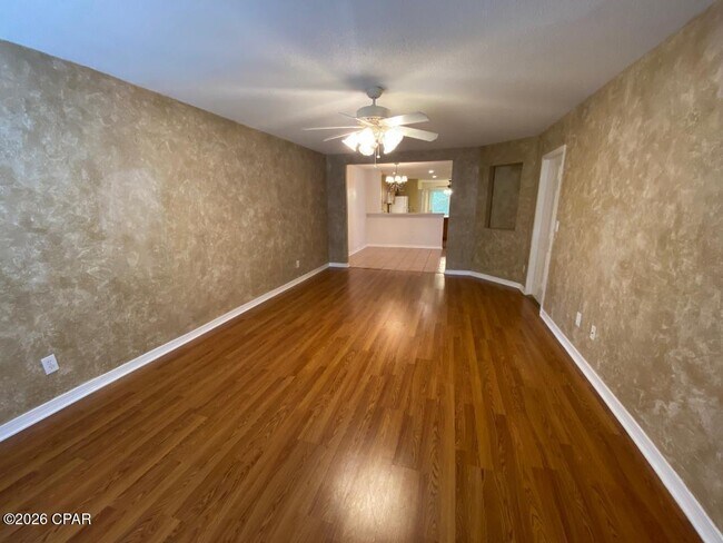 163 Park Pl