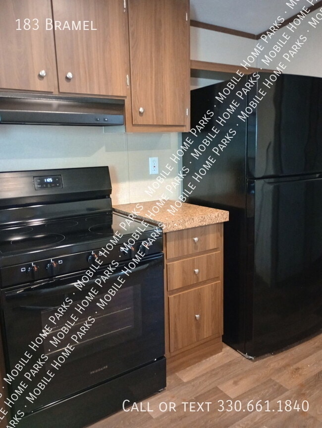 Building Photo - 183 Bramel-