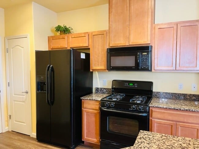 Photo - Beautiful Tri-Level Condominium in Gated Elk Grove Community!
