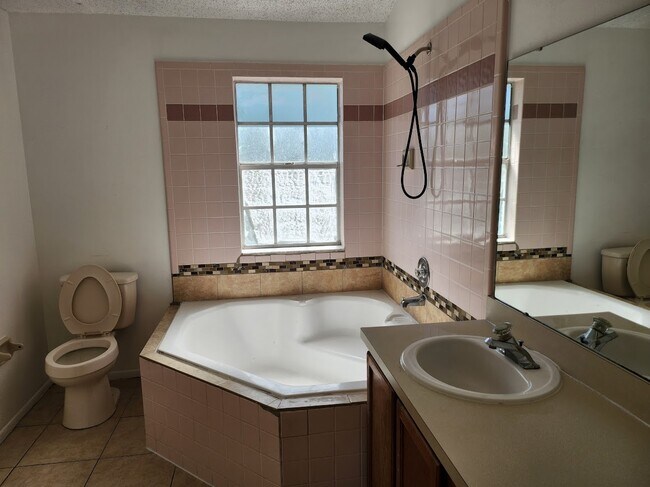 Photo - 2758 Lancaster Ct