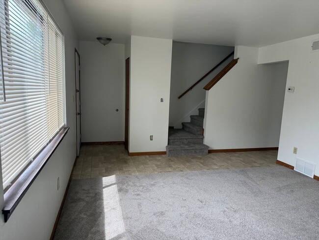 Photo - 3631 Clairmont St