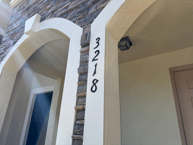 Photo - Townhouse for Rent