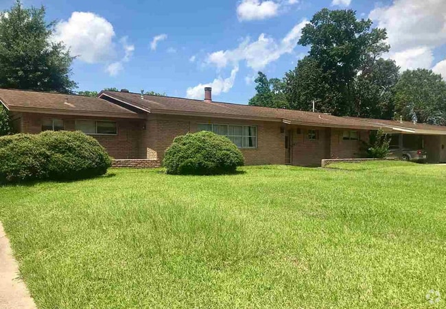 Building Photo - 3490 Crestwood Dr Rental