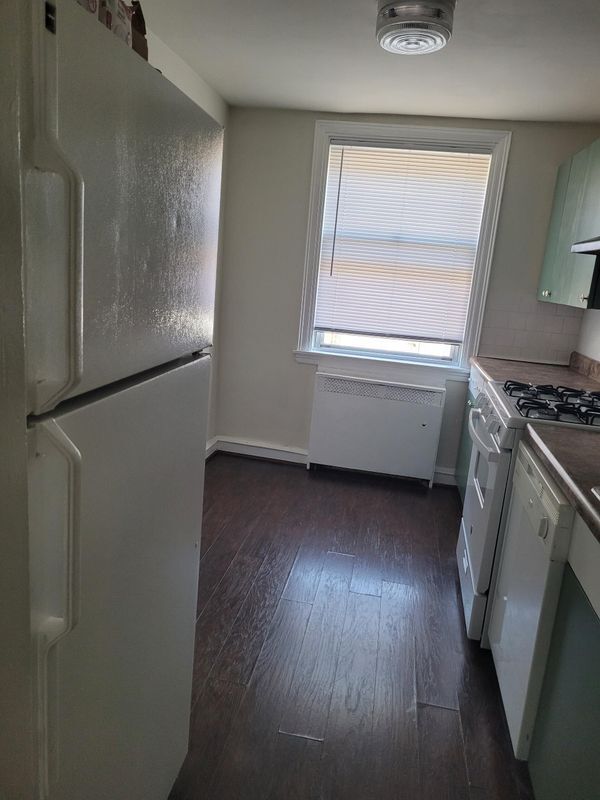 Photo - 7113 Castor Ave