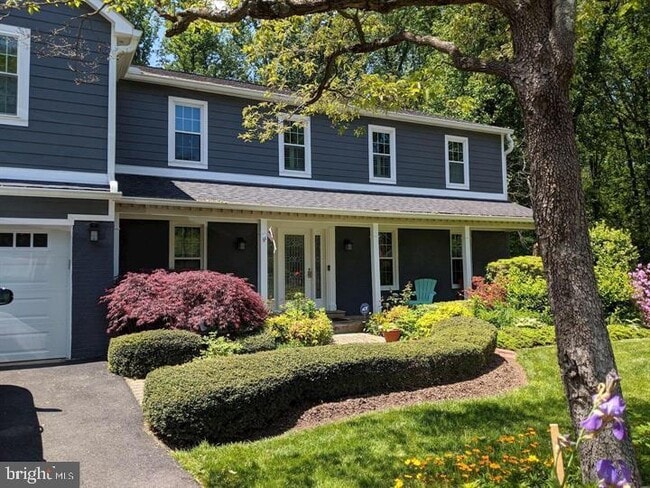 Photo - 7221 Hyde Rd