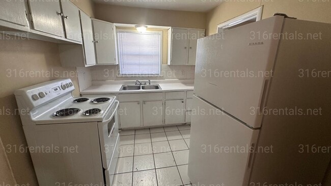 Photo - 1248 N Volutsia Unit 1248 N Volutsia Ave