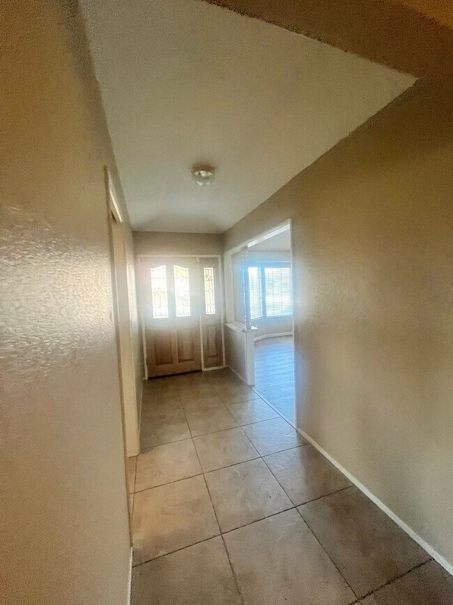 Photo - 189 W Julia Way