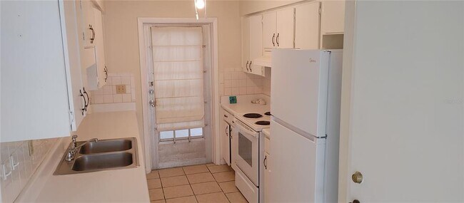 Photo - 5632 13th St