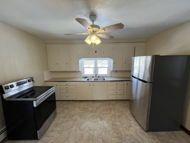 Photo - 1625 N 4th St