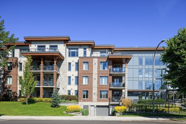 Building Photo - 79 Elm Ave Unit 201