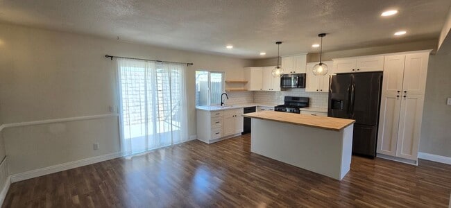 Photo - 751 Vía Los Santos